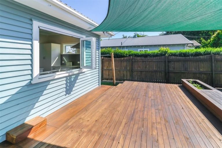 Photo of property in 15 Peachgrove Road, Hamilton East, Hamilton, 3216