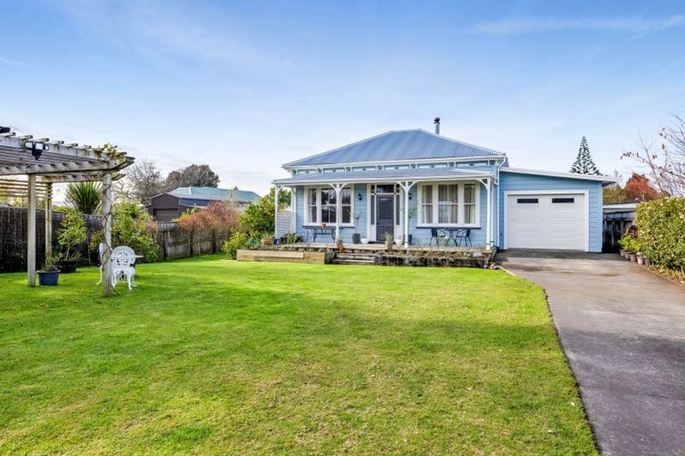 Photo of property in 31 Maire Street, Inglewood, 4330