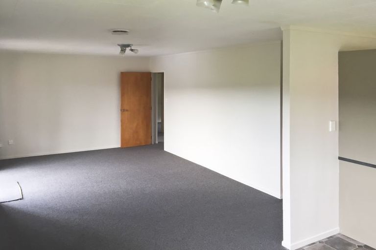 Photo of property in 18 Tikorangi Place, Morningside, Whangarei, 0110
