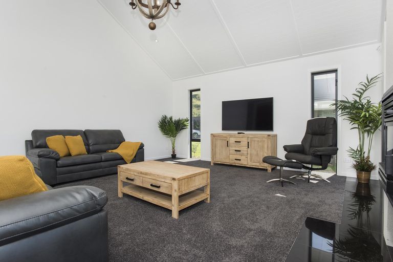 Photo of property in 13 Beach Cove, Wainui, Gisborne, 4010