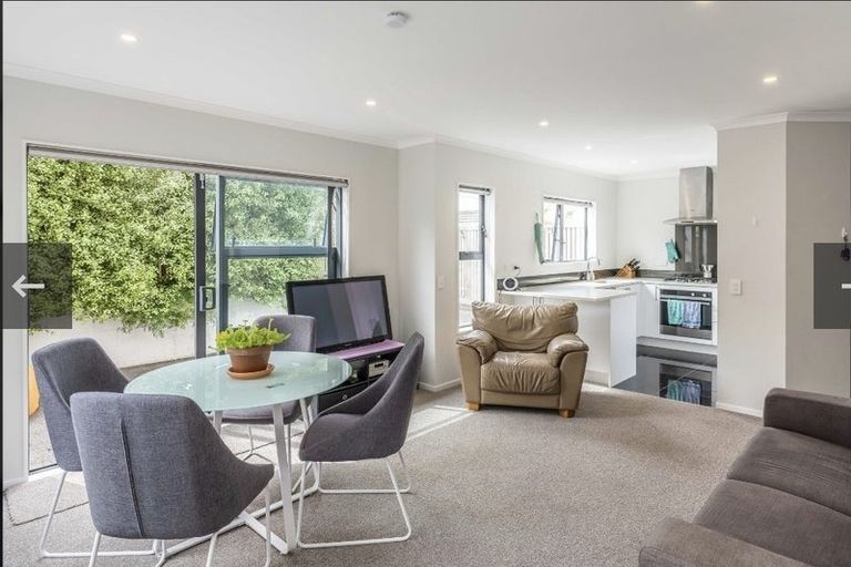 Photo of property in 40a Owen Street, Newtown, Wellington, 6021