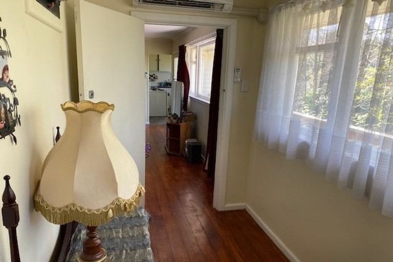 Photo of property in 22 Milton Road, Bluff Hill, Napier, 4110