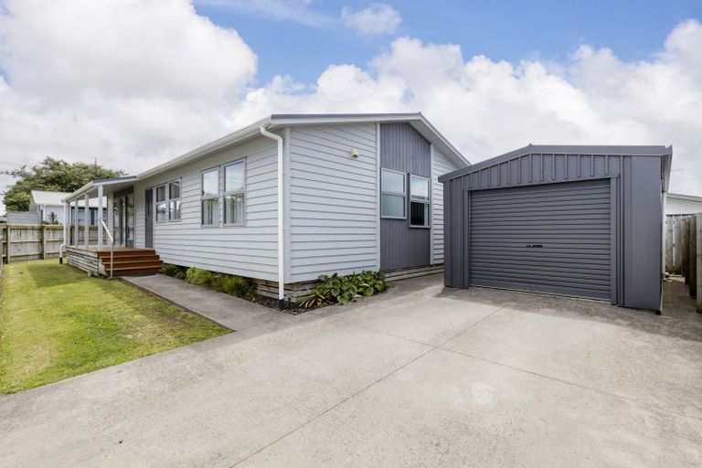 Photo of property in 6b Walsh Road, Westown, New Plymouth, 4310