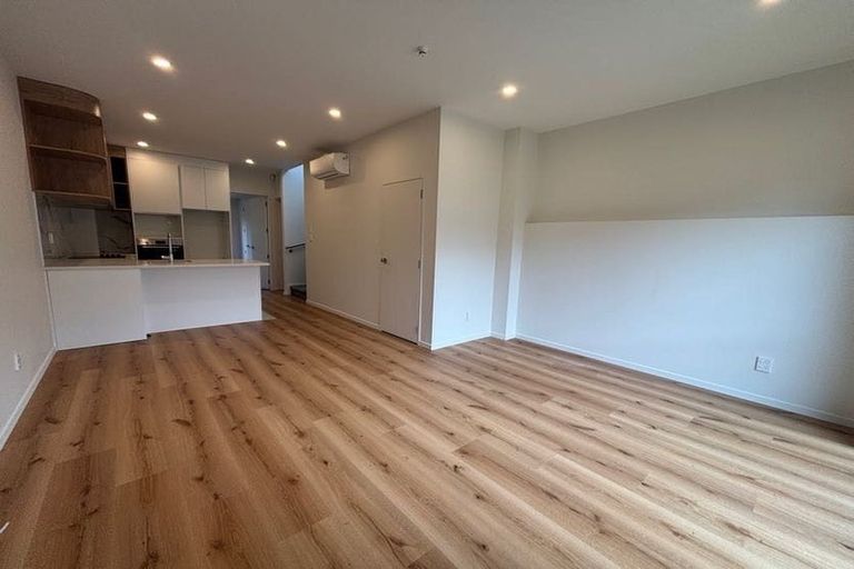 Photo of property in 3/255 Pakuranga Road, Pakuranga, Auckland, 2010