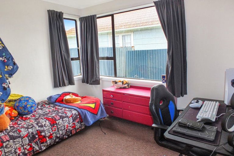 Photo of property in 8 Russell Street, Foxton, 4814