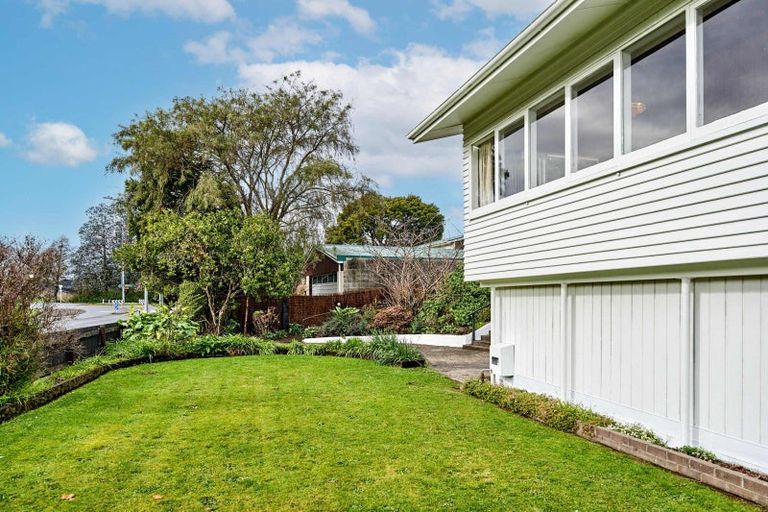 Photo of property in 3 Mcleod Street, Elderslea, Upper Hutt, 5018