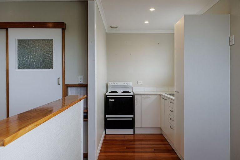 Photo of property in 49 Meeanee Road, Taradale, Napier, 4112