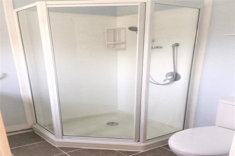 Photo of property in 32 Stanmore Bay Road, Stanmore Bay, Whangaparaoa, 0932