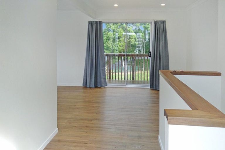 Photo of property in 33 Waterloo Street, Howick, Auckland, 2014