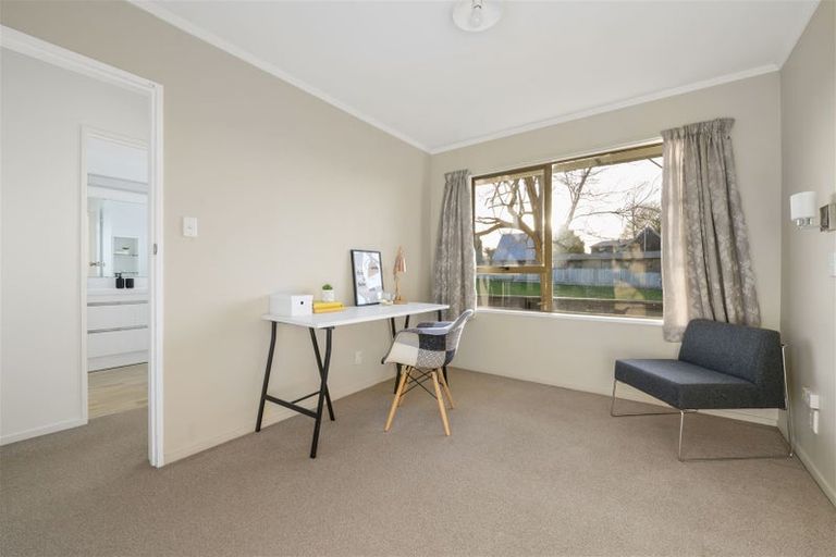 Photo of property in 120 Totara Drive, Pukete, Hamilton, 3200
