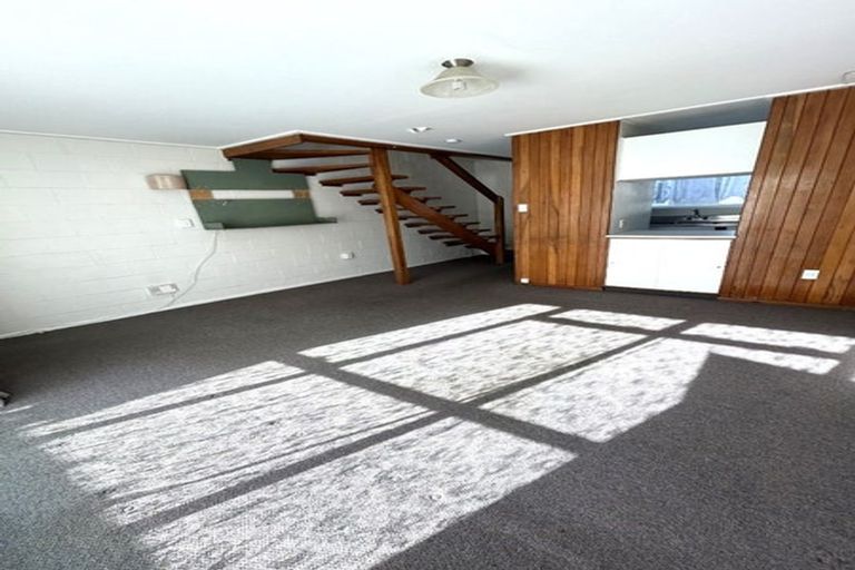 Photo of property in 267 Massey Road, Mangere East, Auckland, 2024