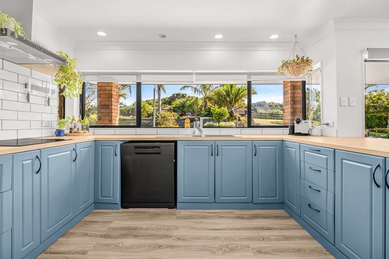 Photo of property in 5 Springvale Road, Waiuku, 2123