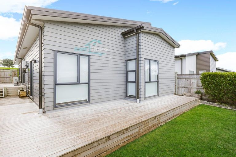 Photo of property in 9 Barcliff Terrace, Gulf Harbour, Whangaparaoa, 0930