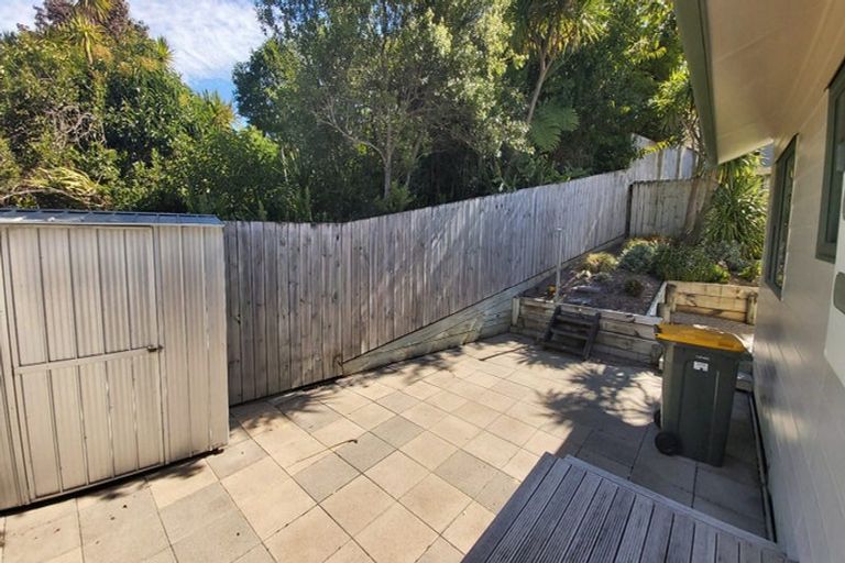 Photo of property in 2/22a Tomo Street, New Lynn, Auckland, 0600