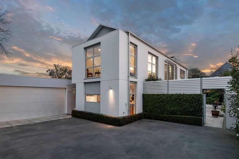 Photo of property in 76a Glandovey Road, Fendalton, Christchurch, 8052