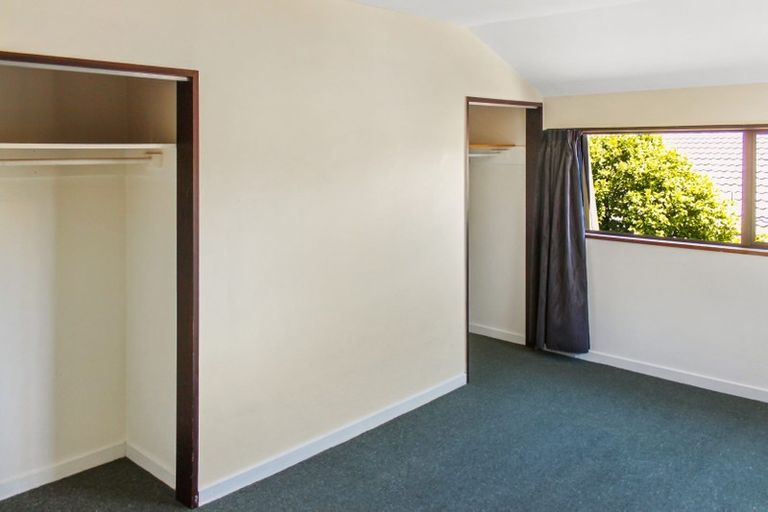 Photo of property in 117 Prestons Road, Redwood, Christchurch, 8051