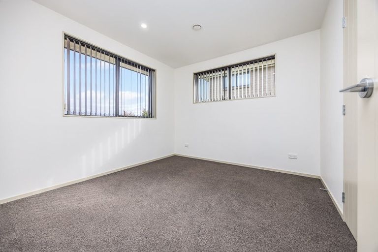 Photo of property in 33 Carole Crescent, Pakuranga, Auckland, 2010
