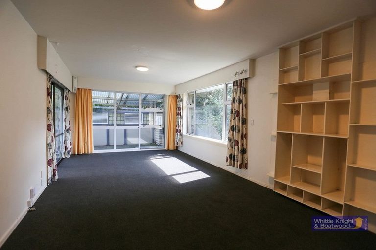 Photo of property in 4 Haynes Avenue, Upper Riccarton, Christchurch, 8041