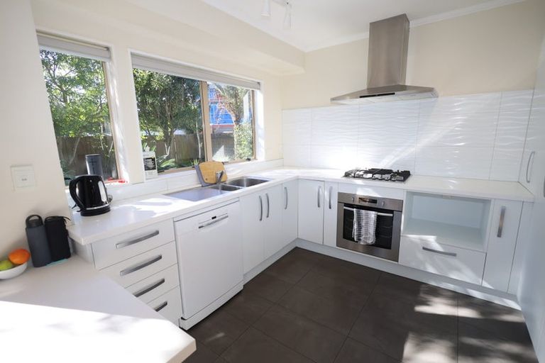 Photo of property in 82 Pacific View Road, Papamoa Beach, Papamoa, 3118