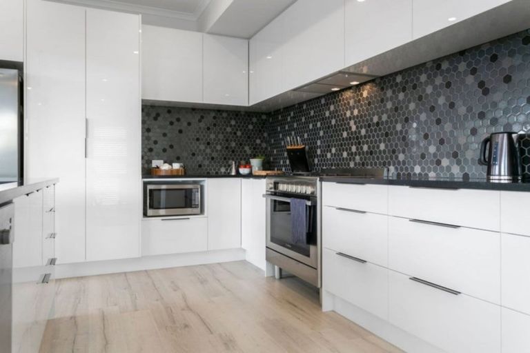 Photo of property in 2/30 Jarrett Terrace, Leamington, Cambridge, 3432