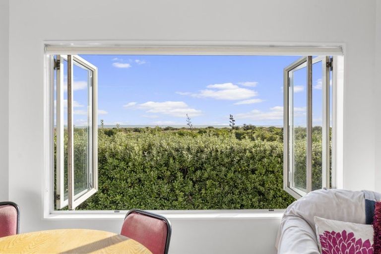 Photo of property in 47 Kapiti Lane, Otaki Beach, Otaki, 5512