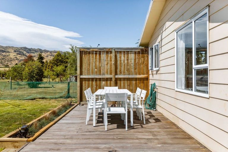 Photo of property in 6 Hall Road, Patearoa, Ranfurly, 9398