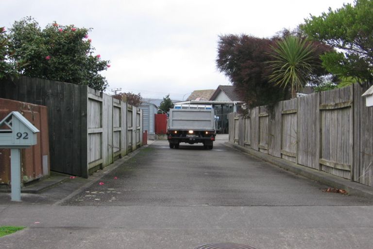 Photo of property in 90 Hillcrest Drive, Kelvin Grove, Palmerston North, 4414