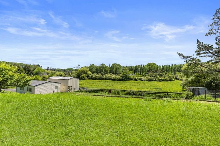 Photo of property in 10 Bawden Road, Dairy Flat, Albany, 0792