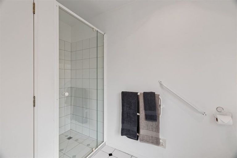 Photo of property in 1/16 Hanover Place, Ilam, Christchurch, 8041