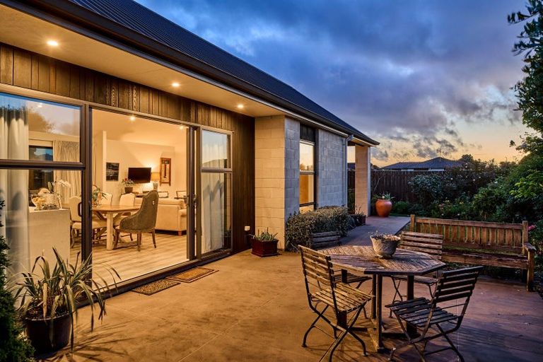 Photo of property in 41 Hudson Place, Paraparaumu, 5032