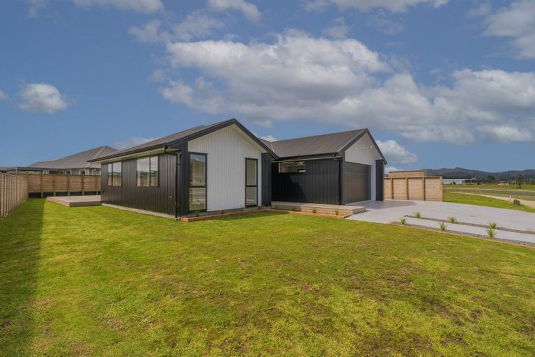Photo of property in 267 Kupe Drive, Whitianga, 3510