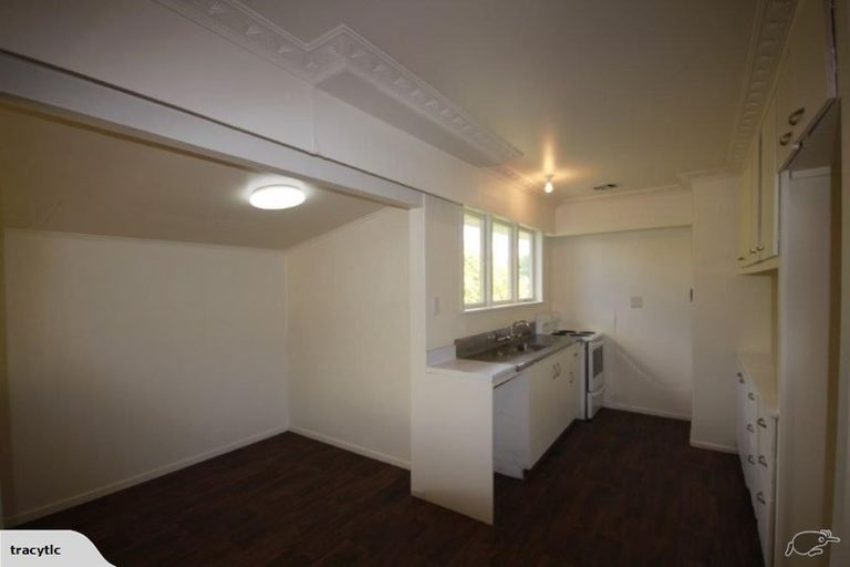 Photo of property in 6 Lee Road, Hannahs Bay, Rotorua, 3010