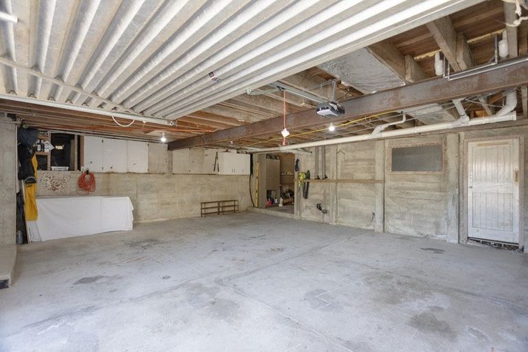 Photo of property in 20 Arthur Street, Holmes Hill, Oamaru, 9401