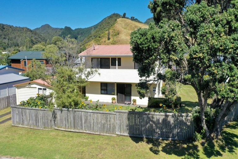 Photo of property in 1 Swordfish Avenue, Whiritoa, Whangamata, 3691