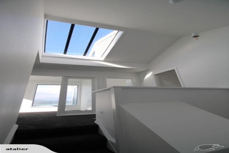 Photo of property in 26 Tai Paku Paku Road, Karaka Bays, Wellington, 6022