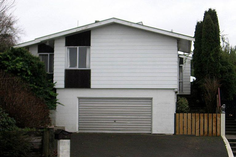 Photo of property in 11 Rewa Place, Lansdowne, Masterton, 5810