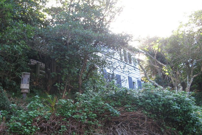 Photo of property in 4 Gordon Road, Plimmerton, Porirua, 5026