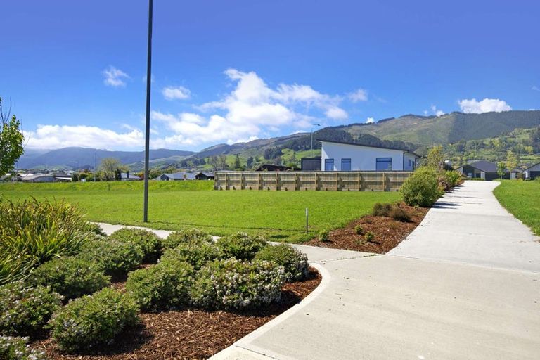 Photo of property in 25 Greenway Crescent, Hope, Richmond, 7020