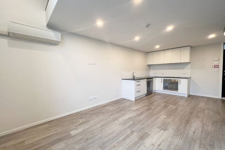 Photo of property in 105/2 Village Quarter Lane, Frankton, Hamilton, 3204