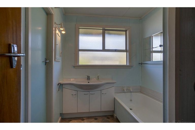 Photo of property in 66 Mountain View Road, Glenwood, Timaru, 7910