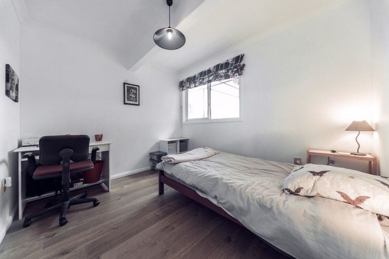 Photo of property in 39 Lincoln Terrace, Hokowhitu, Palmerston North, 4410