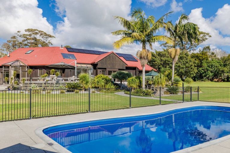 Photo of property in 114 Waipapa Road, Kerikeri, 0230