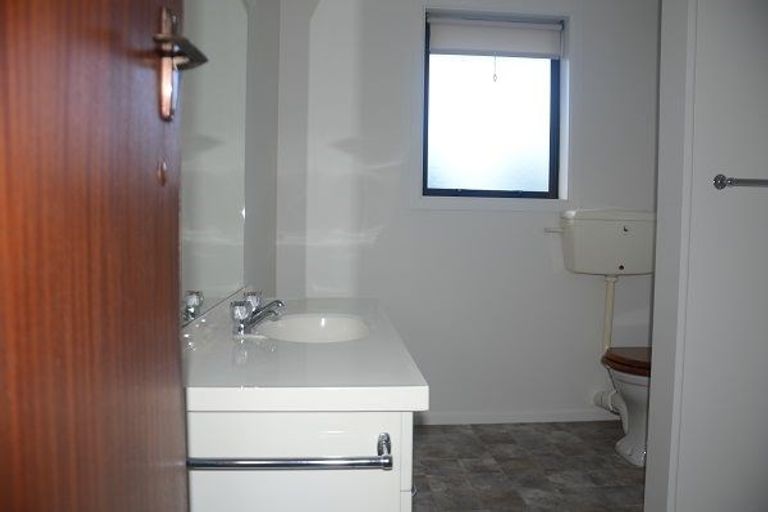 Photo of property in 16a Ottawa Road, Wainoni, Christchurch, 8061