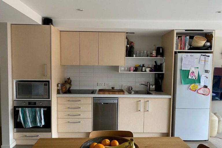 Photo of property in Nouvo Apartments, 2j/21 Rugby Street, Mount Cook, Wellington, 6021