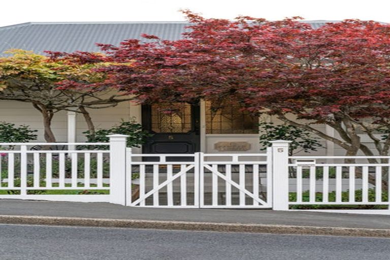 Photo of property in 5 Fairfax Street, Maori Hill, Dunedin, 9010