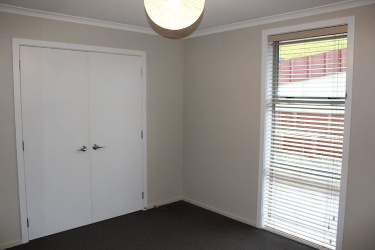 Photo of property in 6 Kereru Close, Halfway Bush, Dunedin, 9010