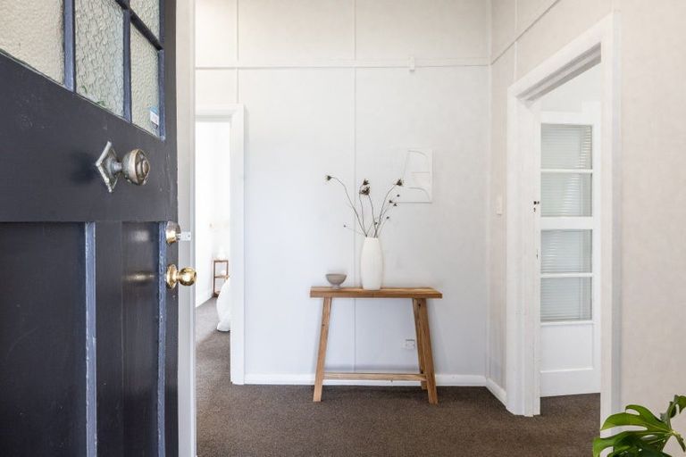 Photo of property in 93 Georges Drive, Napier South, Napier, 4110