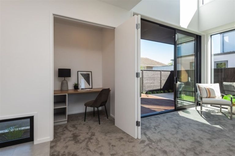 Photo of property in 58 Wai-iti Terrace, Burnside, Christchurch, 8052