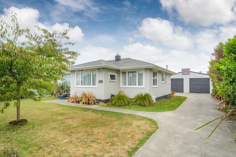 Photo of property in 12 Monckton Street, Feilding, 4702