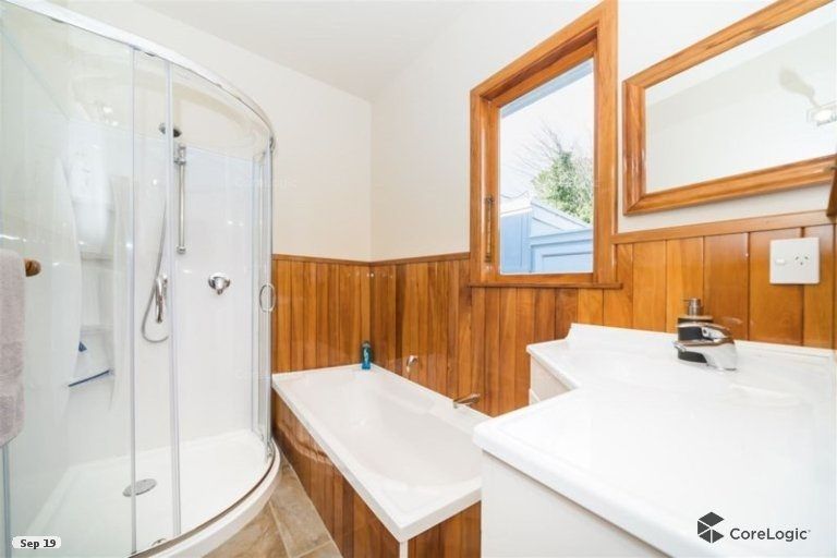 Photo of property in 22 East Street, Terrace End, Palmerston North, 4410